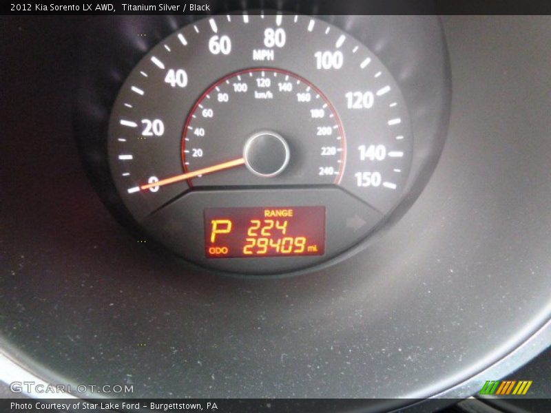 Titanium Silver / Black 2012 Kia Sorento LX AWD