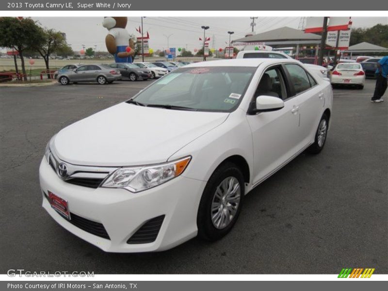 Super White / Ivory 2013 Toyota Camry LE