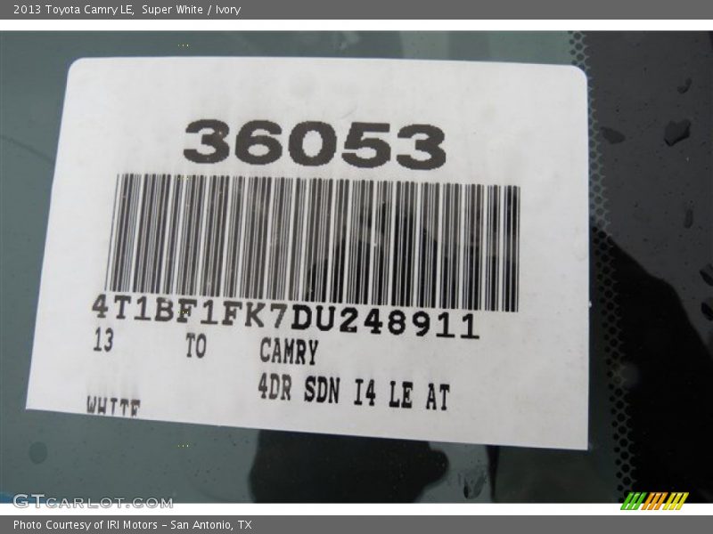 Super White / Ivory 2013 Toyota Camry LE