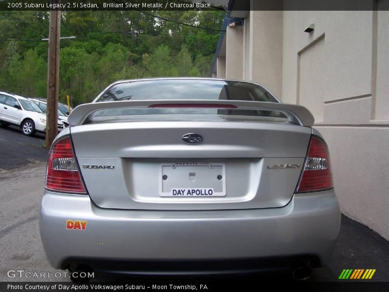 Brilliant Silver Metallic / Charcoal Black 2005 Subaru Legacy 2.5i Sedan