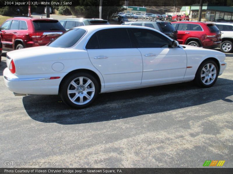 White Onyx / Sand 2004 Jaguar XJ XJ8