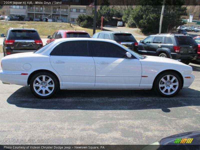 White Onyx / Sand 2004 Jaguar XJ XJ8