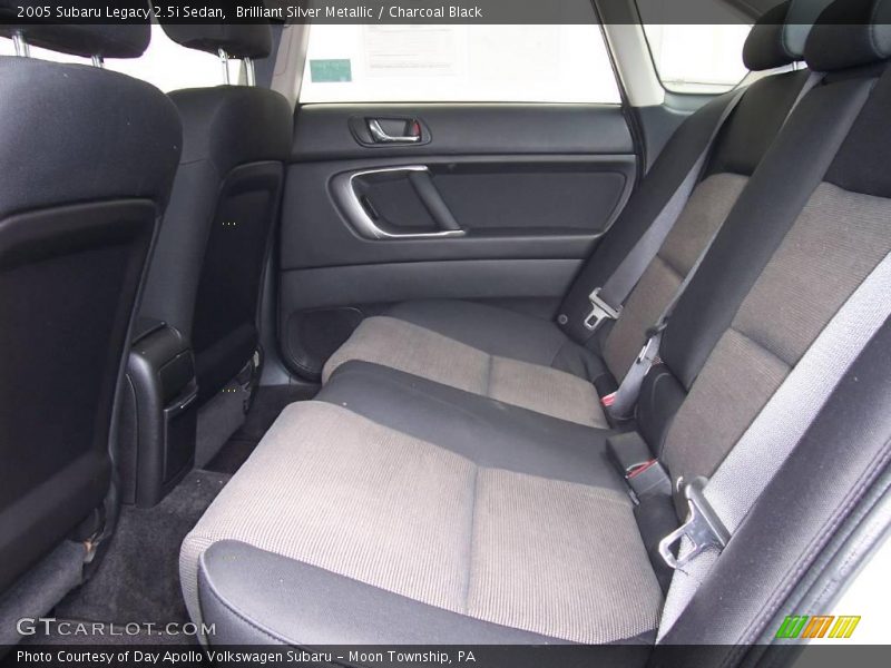 Brilliant Silver Metallic / Charcoal Black 2005 Subaru Legacy 2.5i Sedan