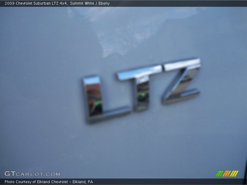 Summit White / Ebony 2009 Chevrolet Suburban LTZ 4x4