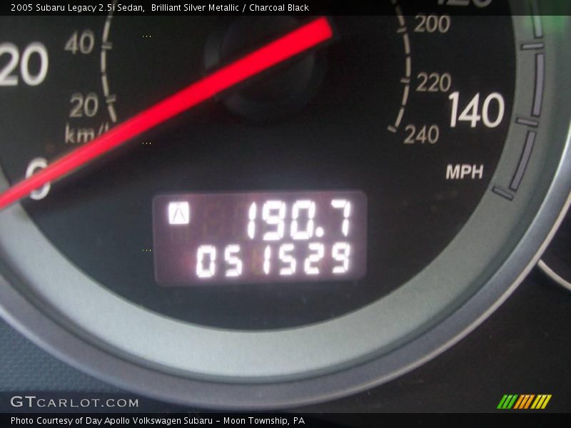 Brilliant Silver Metallic / Charcoal Black 2005 Subaru Legacy 2.5i Sedan