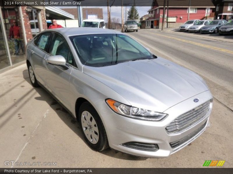 Ingot Silver / Earth Gray 2014 Ford Fusion S