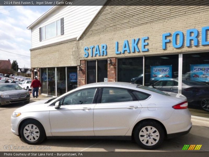 Ingot Silver / Earth Gray 2014 Ford Fusion S