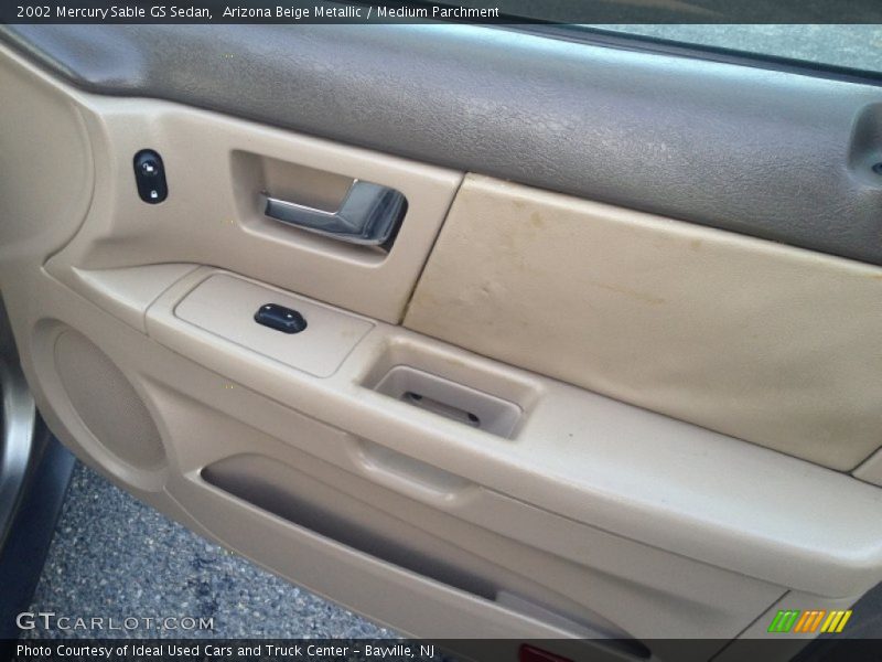 Arizona Beige Metallic / Medium Parchment 2002 Mercury Sable GS Sedan