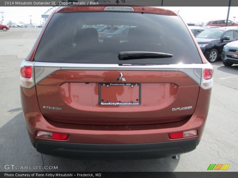 Copper Metallic / Black 2014 Mitsubishi Outlander SE