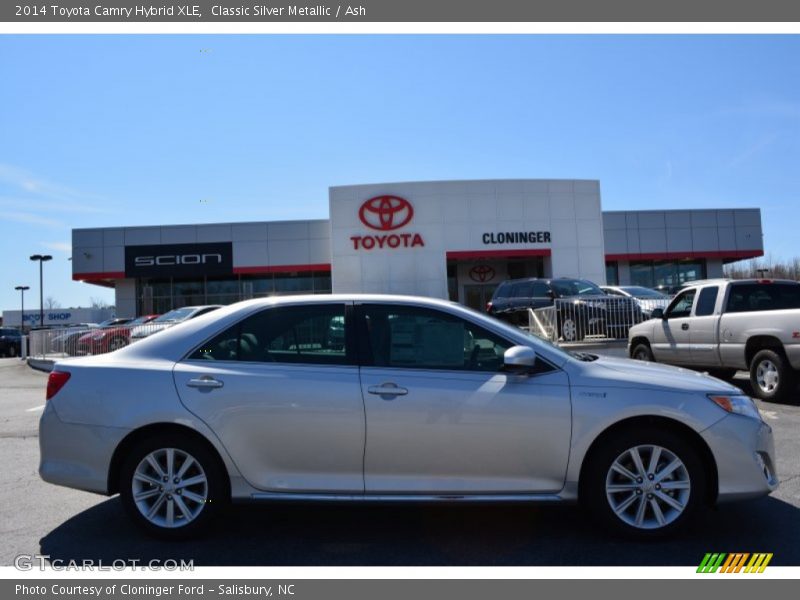 Classic Silver Metallic / Ash 2014 Toyota Camry Hybrid XLE
