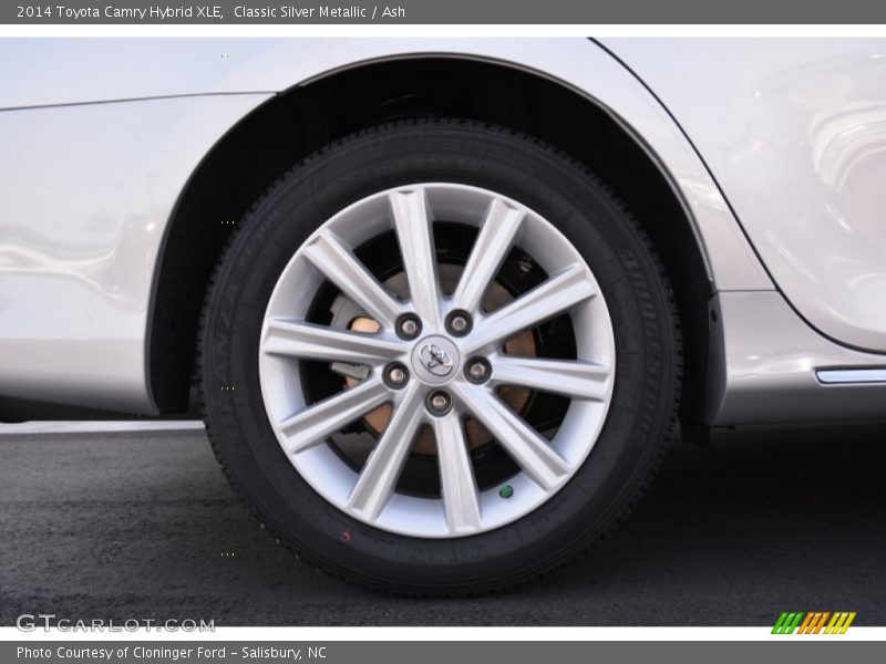 Classic Silver Metallic / Ash 2014 Toyota Camry Hybrid XLE