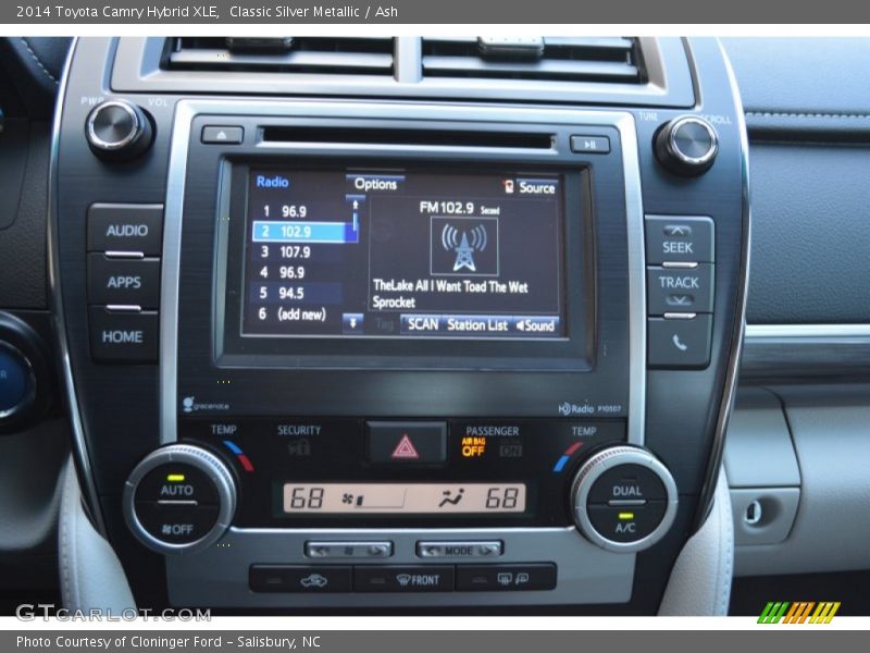 Classic Silver Metallic / Ash 2014 Toyota Camry Hybrid XLE