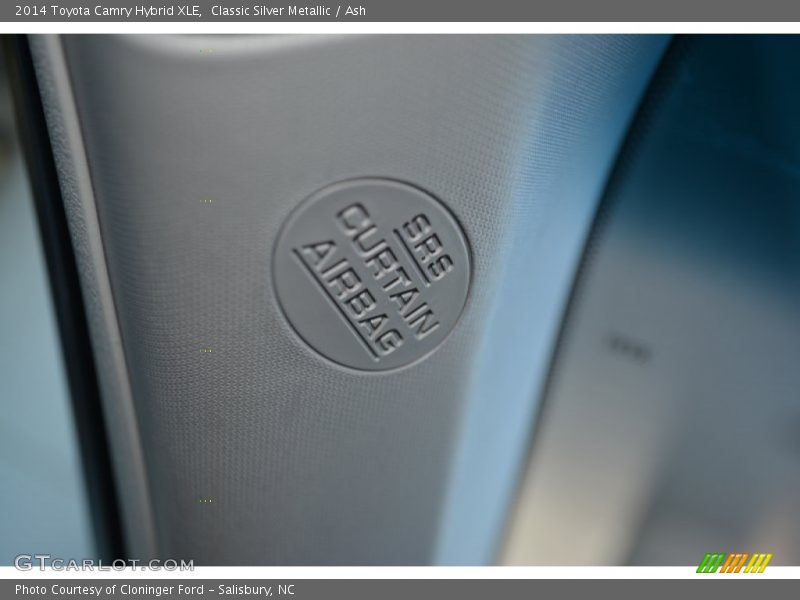 Classic Silver Metallic / Ash 2014 Toyota Camry Hybrid XLE