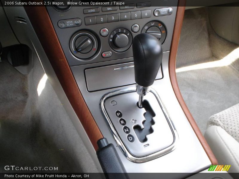 Willow Green Opalescent / Taupe 2006 Subaru Outback 2.5i Wagon