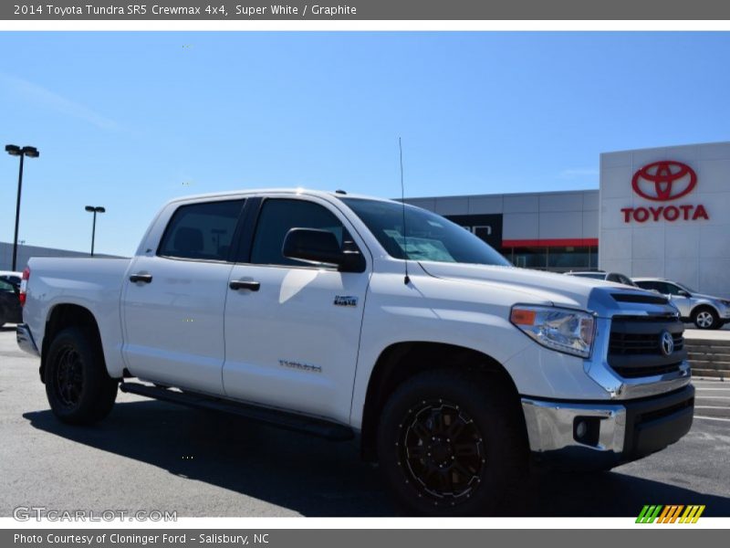 Super White / Graphite 2014 Toyota Tundra SR5 Crewmax 4x4