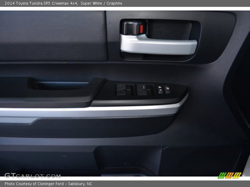Super White / Graphite 2014 Toyota Tundra SR5 Crewmax 4x4