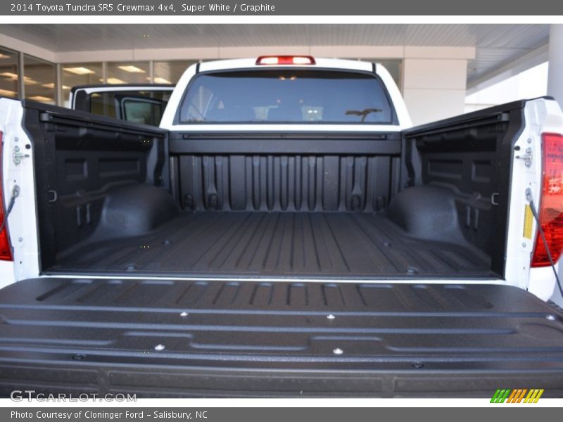 Super White / Graphite 2014 Toyota Tundra SR5 Crewmax 4x4