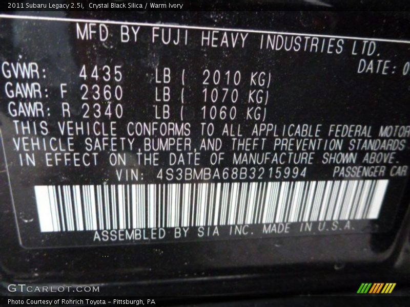 Crystal Black Silica / Warm Ivory 2011 Subaru Legacy 2.5i