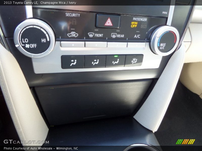 Champagne Mica / Ivory 2013 Toyota Camry LE