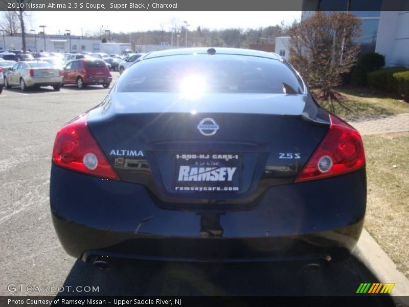 Super Black / Charcoal 2010 Nissan Altima 2.5 S Coupe
