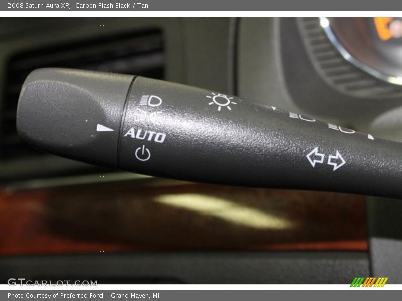 Carbon Flash Black / Tan 2008 Saturn Aura XR