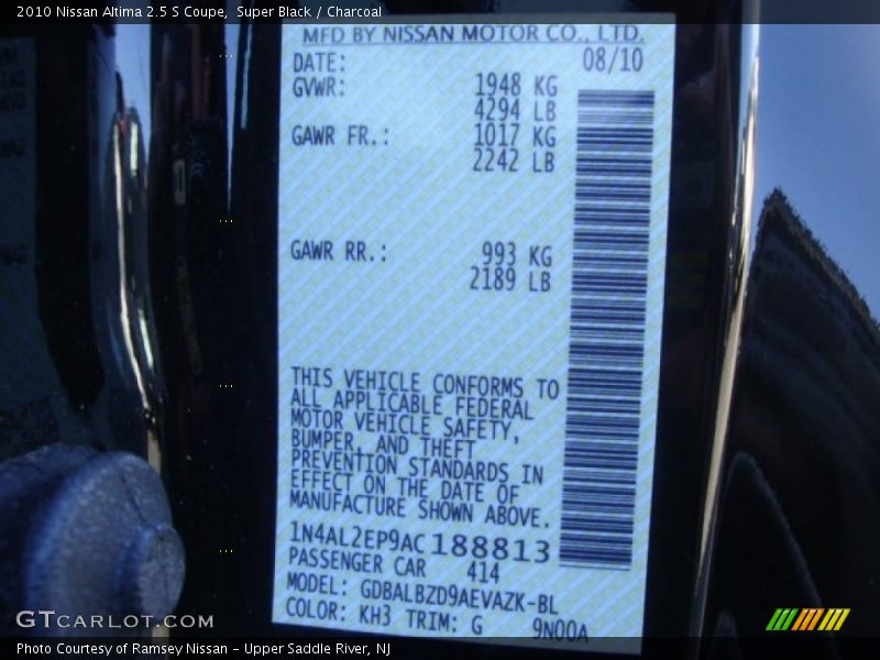 Super Black / Charcoal 2010 Nissan Altima 2.5 S Coupe
