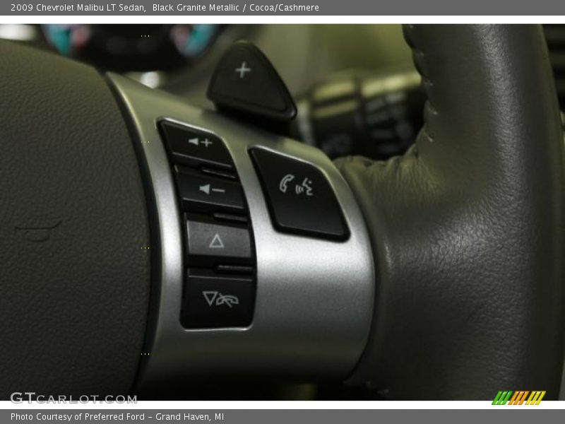 Black Granite Metallic / Cocoa/Cashmere 2009 Chevrolet Malibu LT Sedan