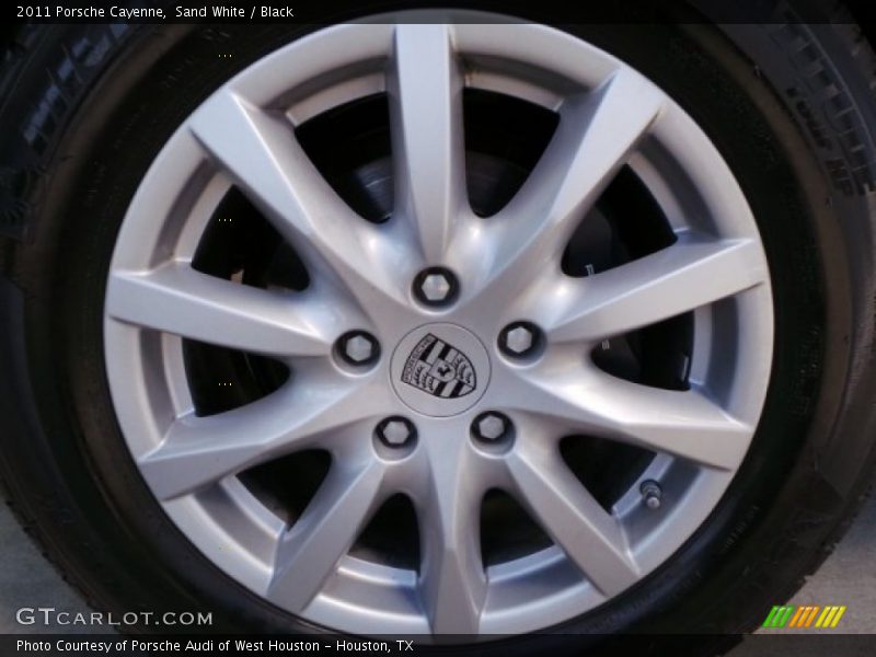 Sand White / Black 2011 Porsche Cayenne