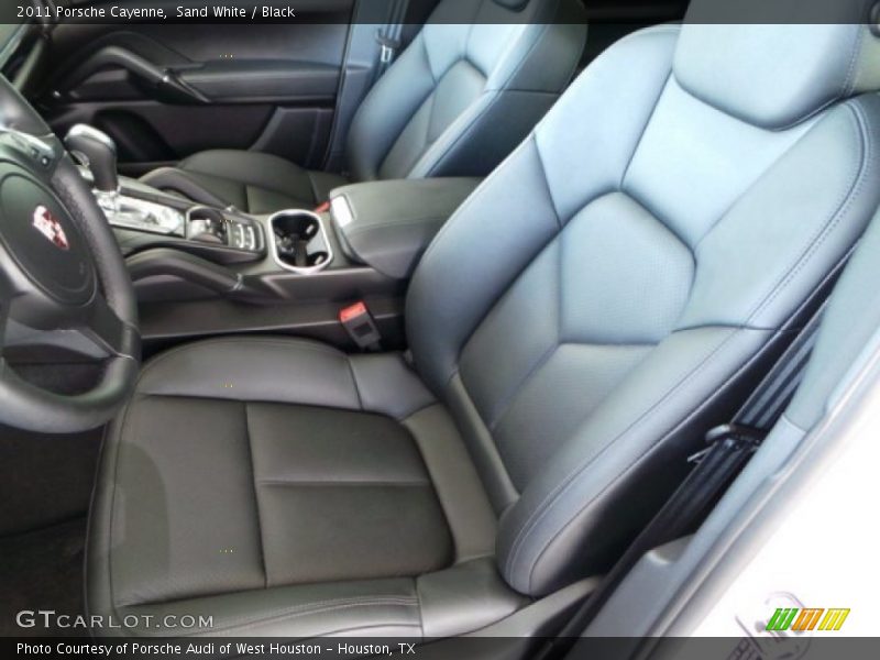 Sand White / Black 2011 Porsche Cayenne