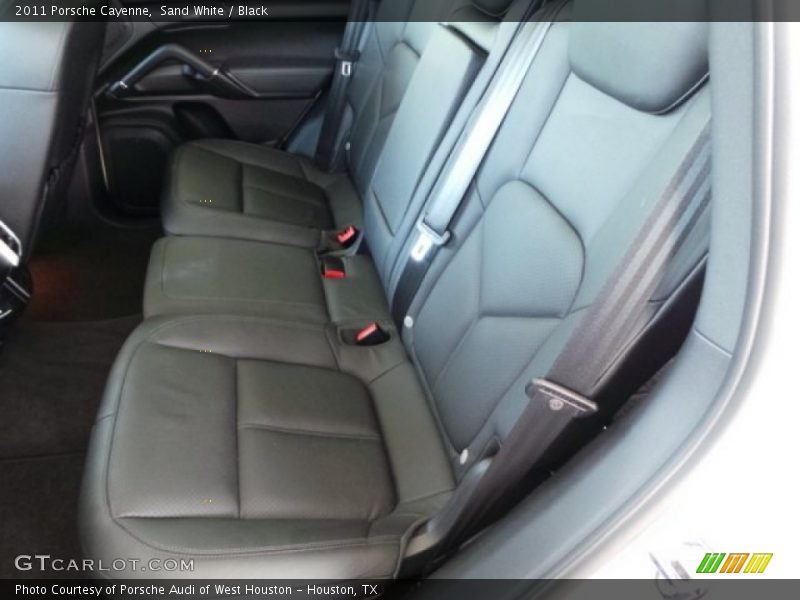 Sand White / Black 2011 Porsche Cayenne