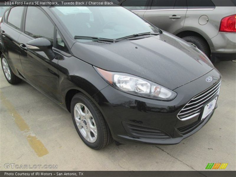 Tuxedo Black / Charcoal Black 2014 Ford Fiesta SE Hatchback