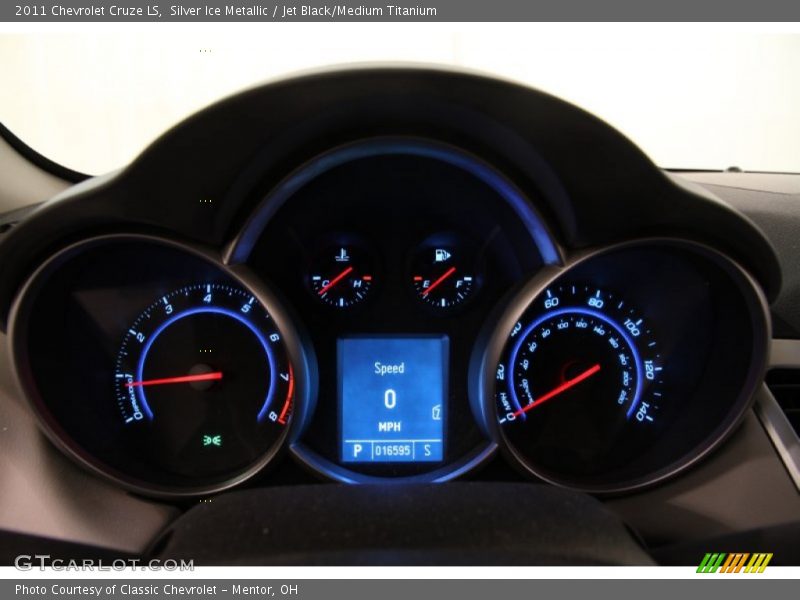 Silver Ice Metallic / Jet Black/Medium Titanium 2011 Chevrolet Cruze LS