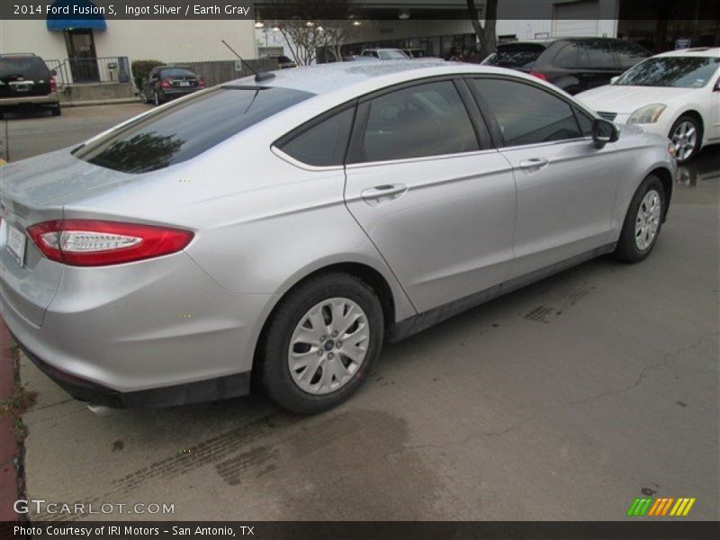 Ingot Silver / Earth Gray 2014 Ford Fusion S