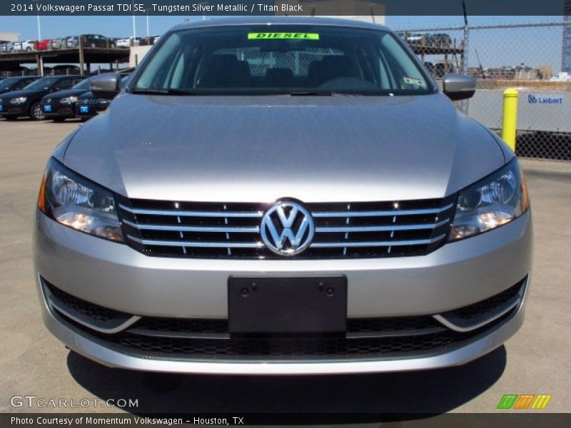 Tungsten Silver Metallic / Titan Black 2014 Volkswagen Passat TDI SE