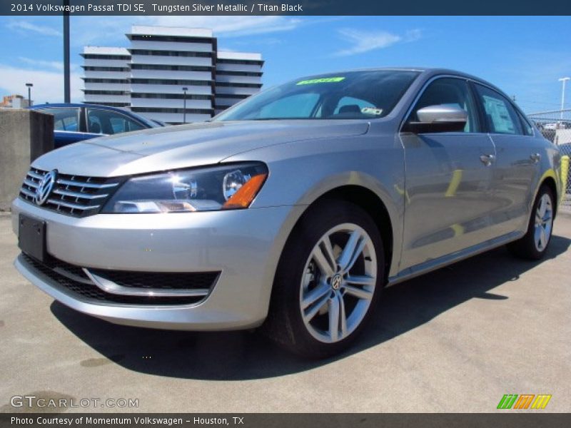 Tungsten Silver Metallic / Titan Black 2014 Volkswagen Passat TDI SE