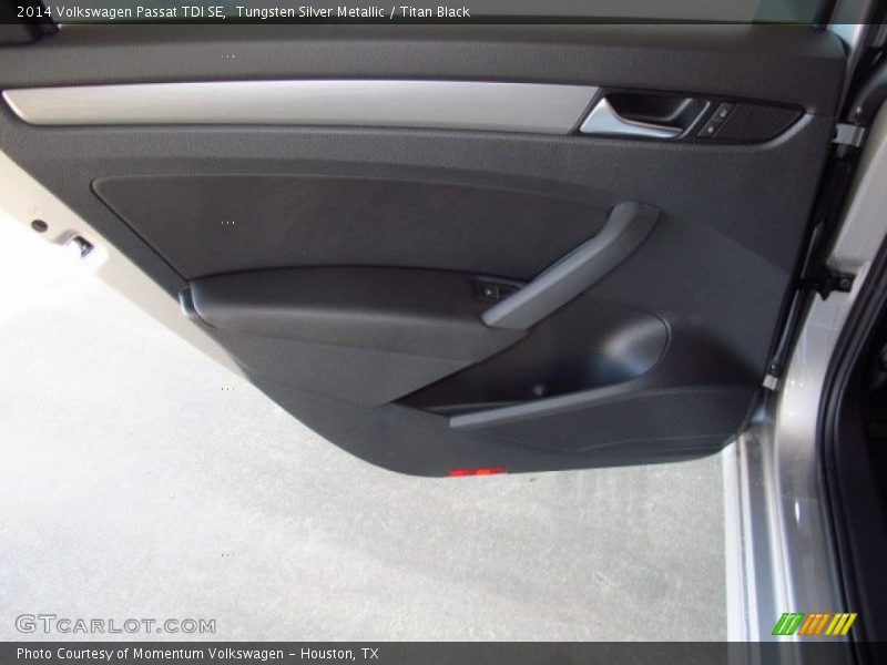 Tungsten Silver Metallic / Titan Black 2014 Volkswagen Passat TDI SE