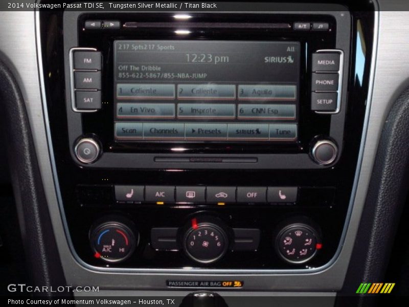 Tungsten Silver Metallic / Titan Black 2014 Volkswagen Passat TDI SE