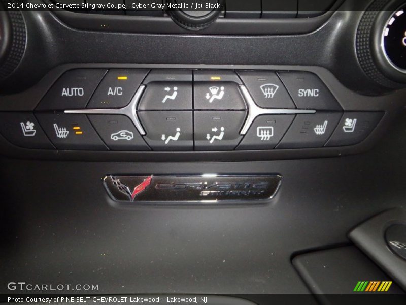 Controls of 2014 Corvette Stingray Coupe