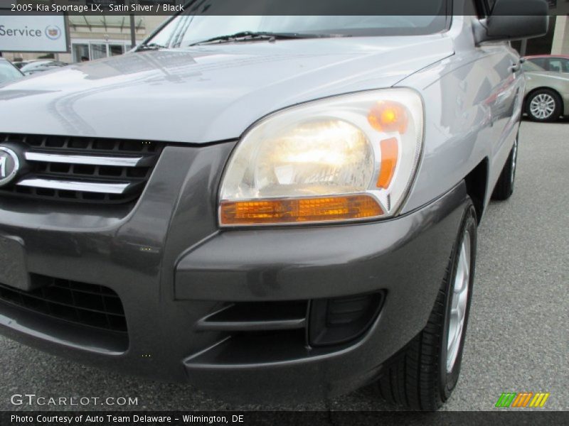 Satin Silver / Black 2005 Kia Sportage LX