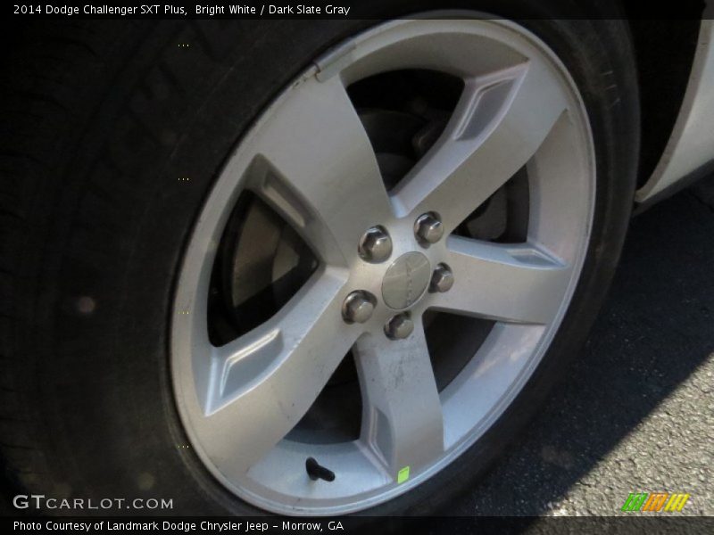 Bright White / Dark Slate Gray 2014 Dodge Challenger SXT Plus