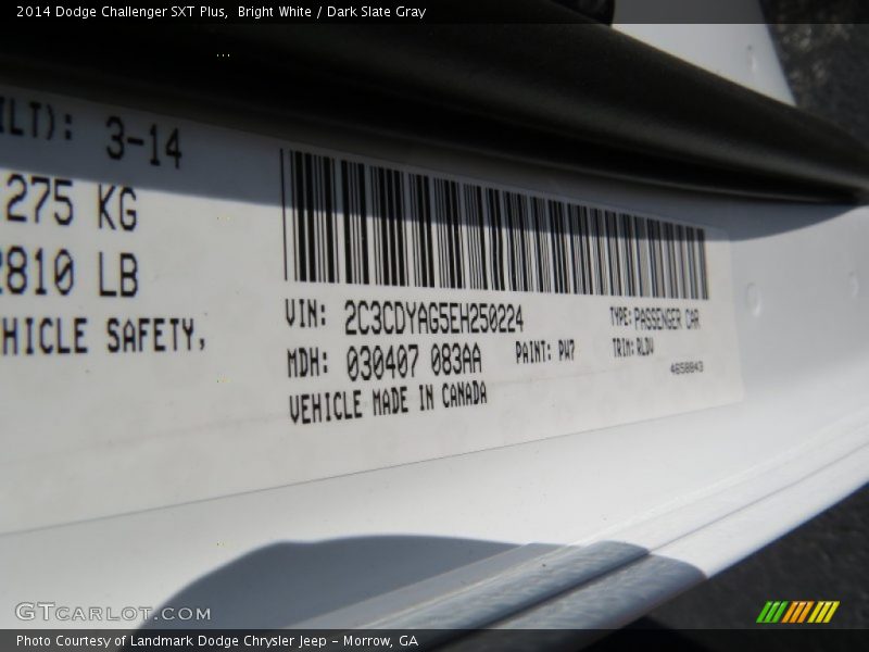 Bright White / Dark Slate Gray 2014 Dodge Challenger SXT Plus