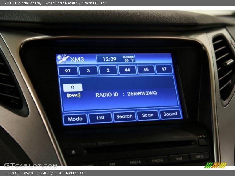 Hyper Silver Metallic / Graphite Black 2013 Hyundai Azera