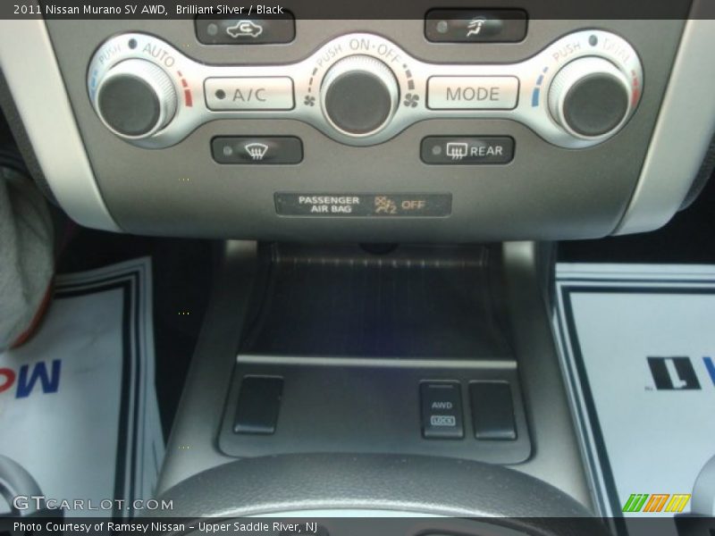 Brilliant Silver / Black 2011 Nissan Murano SV AWD