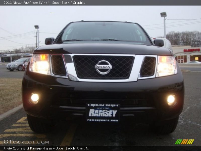 Super Black / Graphite 2011 Nissan Pathfinder SV 4x4