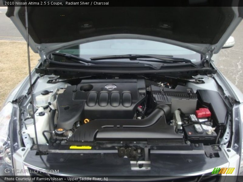 Radiant Silver / Charcoal 2010 Nissan Altima 2.5 S Coupe