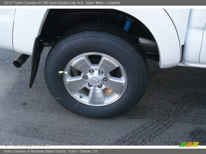 Super White / Graphite 2014 Toyota Tacoma V6 TRD Sport Double Cab 4x4