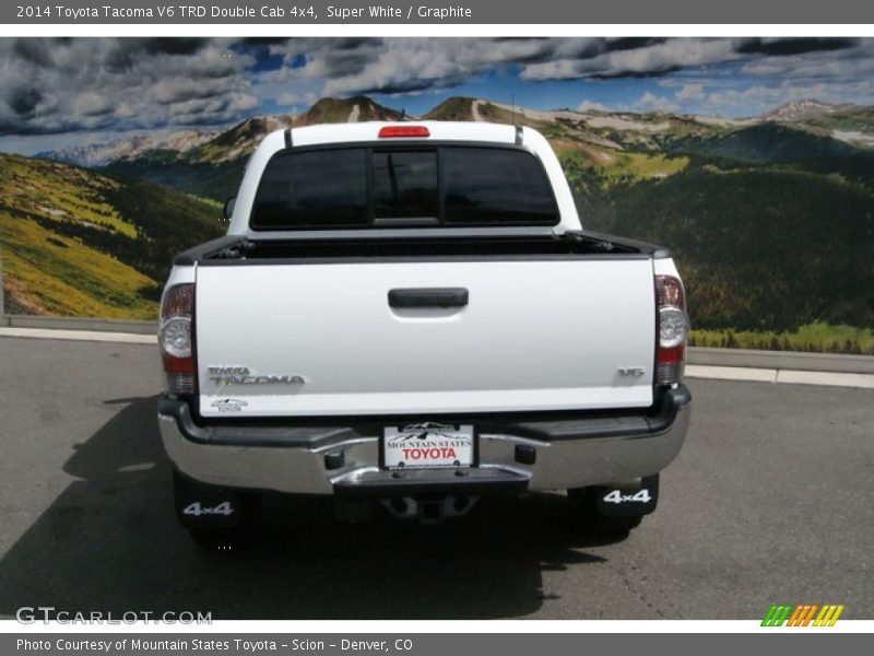 Super White / Graphite 2014 Toyota Tacoma V6 TRD Double Cab 4x4