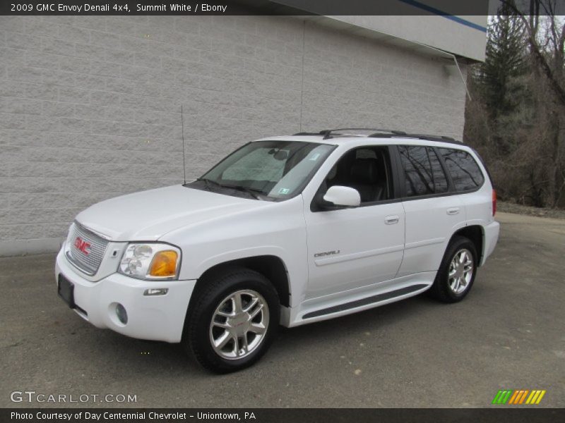 Summit White / Ebony 2009 GMC Envoy Denali 4x4