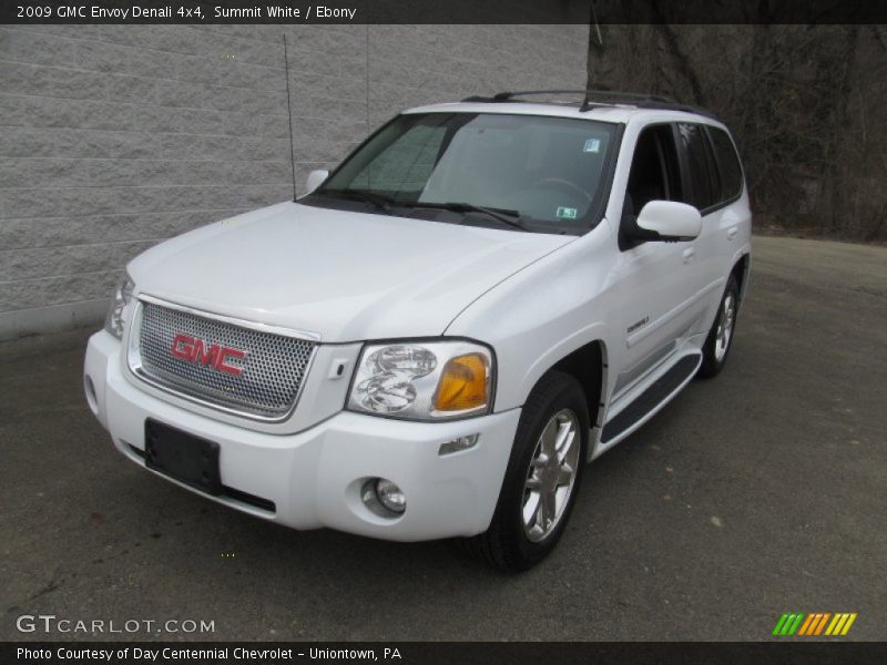 Summit White / Ebony 2009 GMC Envoy Denali 4x4