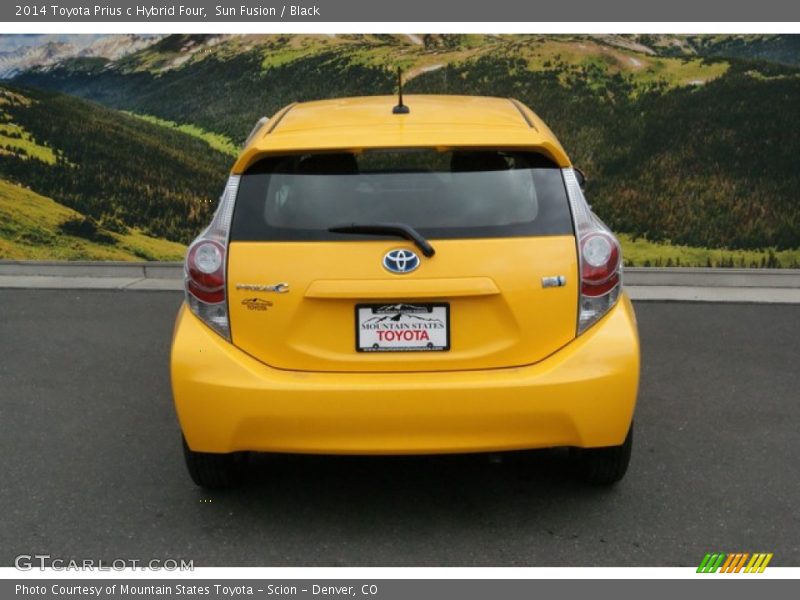 Sun Fusion / Black 2014 Toyota Prius c Hybrid Four